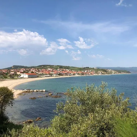 Harbour Point * Nea Roda